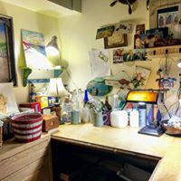 art studio desk art suppllies